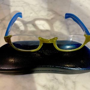 Eye-bobs. Like new readers in blue and green. Unisex.